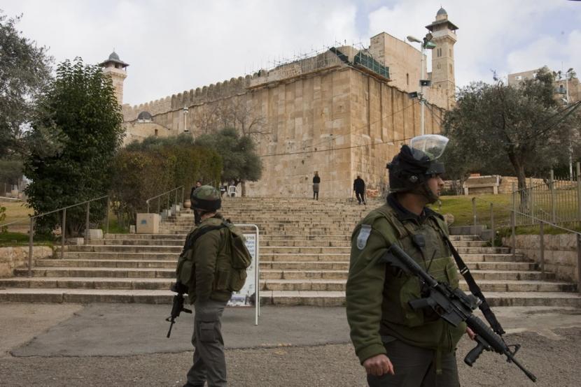 Israel Larang Jamaah Muslim Beribadah di Masjid Ibrahimi