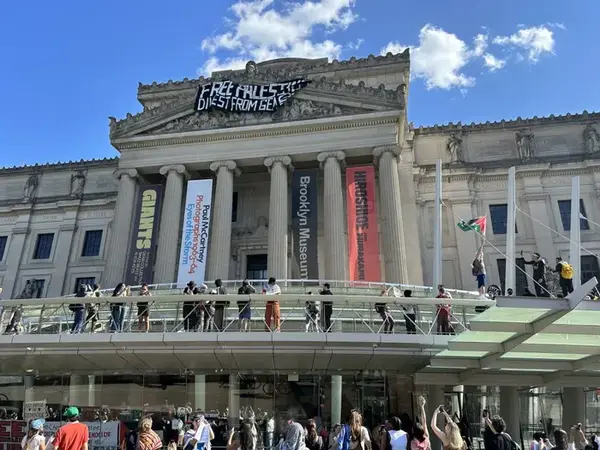 Polisi Tangkap 22 Orang Pro-Palestina di Museum Brooklyn