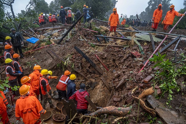 15 Orang Tewas Imbas Longsor di India dan Bangladesh