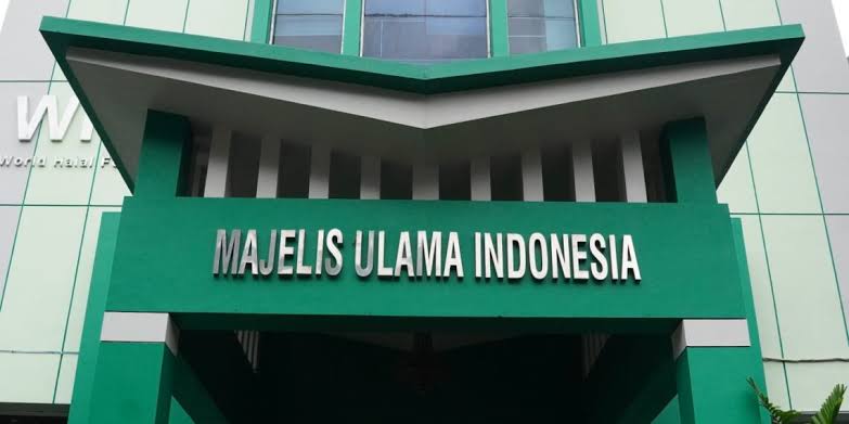 MUI Serukan OKI Pendekatan ke Tajikistan Soal Larangan Jilbab