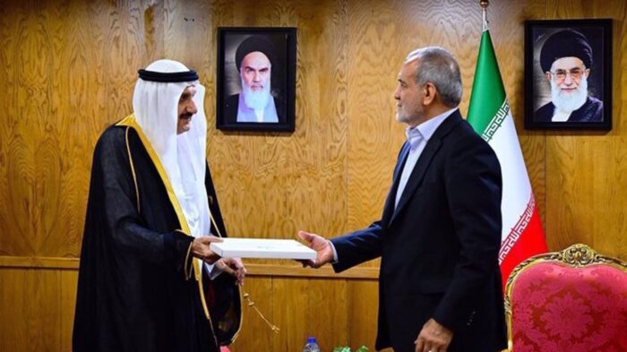 Raja Salman Saudi Bersurat kepada Presiden Baru Iran