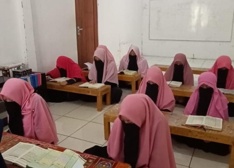 Muslimat dan Dakwah, Menyebarkan Kebaikan Melalui Akhlak Mulia